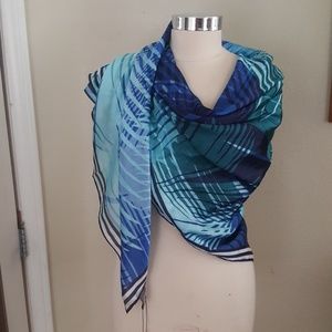 NWT Vince Camuto large blue scarf Nordstrom